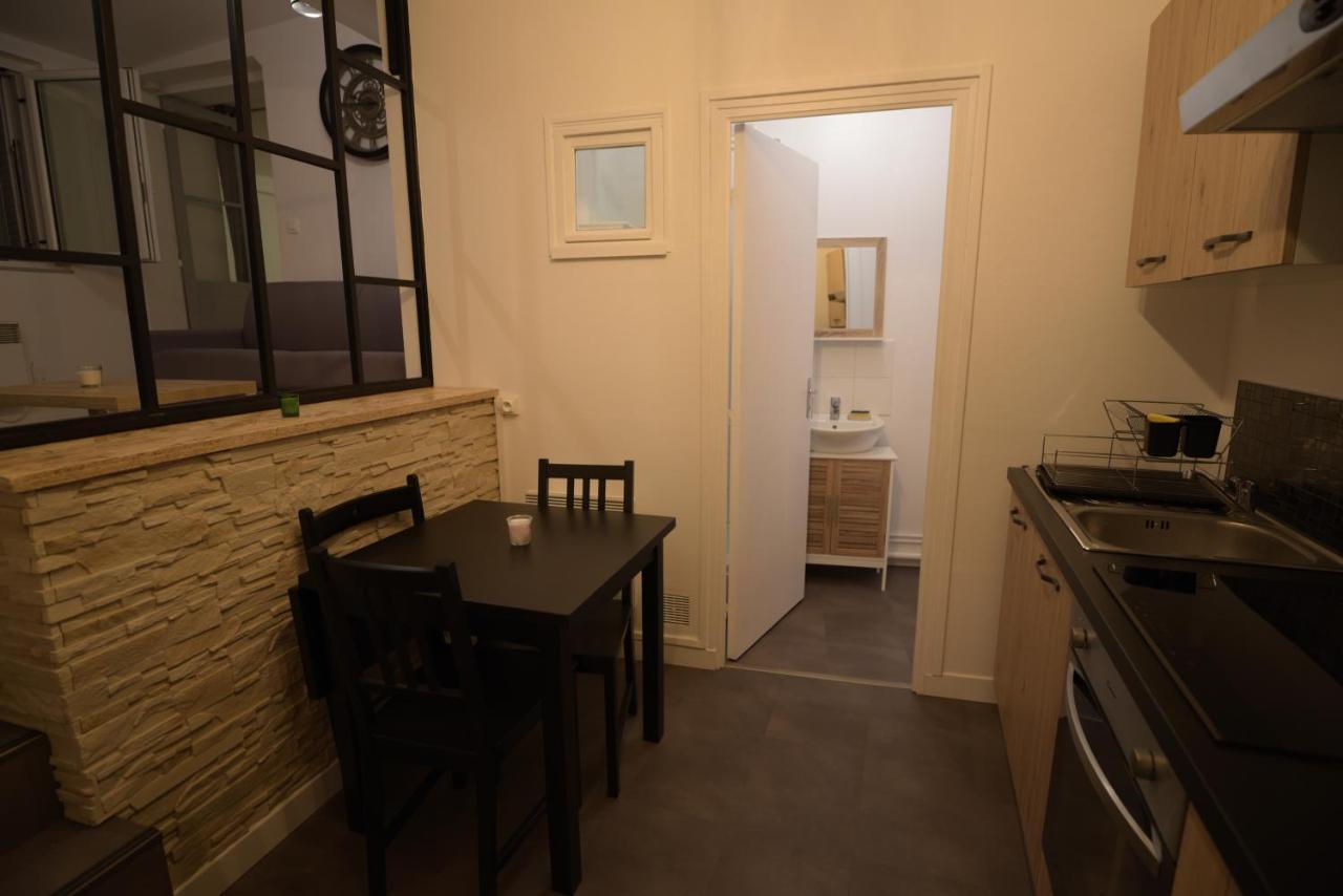 Cosy Appartement Hyper Centre Ville Avec Cour + Patio Auxerre Bagian luar foto